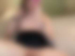 kellywayne7's Live Sex Cam Show