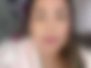 Lunita Chetcuti's Live Sex Cam Show