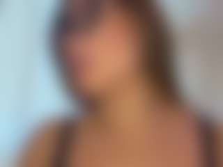 Lunita Chetcuti's Live Sex Cam Show