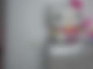 Lunita Chetcuti's Live Sex Cam Show