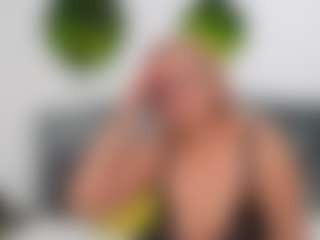 Live cam show with NathaliaNat - Big Tits Mature on AdultVida.com