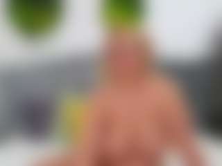 Live cam show with NathaliaNat - Natural on Chatstar