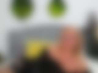 Live cam show with NathaliaNat - Brown Eyes on TastyBlacksLive