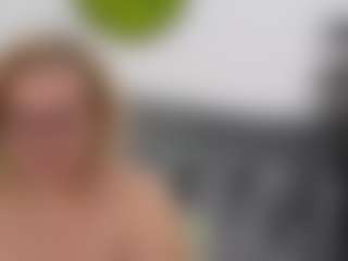 Live cam show with NathaliaNat - Striptease MILF on CamwithHer