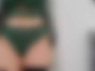 Live cam show with NathaliaNat - Handjob on Cam Slut