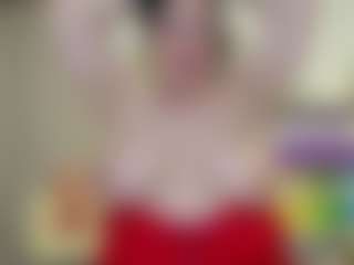 RubiHarper MILF webcam performer live streaming