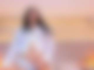 Live cam show with ZoePreston - Milk on TeamSkeetLive