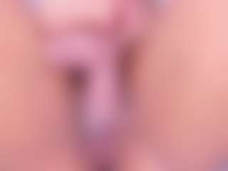 Live cam show with ZoePreston - Milk on Fit Hotties