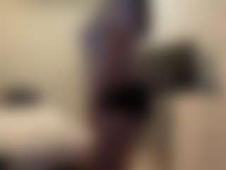 Live cam show with AmeliyaKim - Average on Streamer API