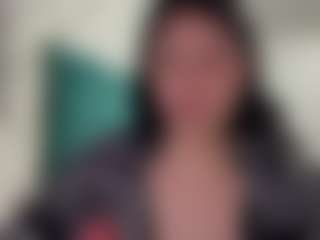 Live cam show with AmeliyaKim - Asian on AdultVida.com
