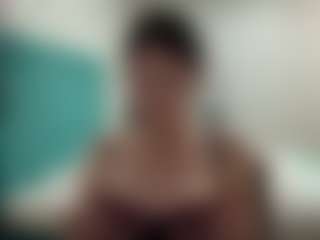 Live cam show with AmeliyaKim - Average on Camsoda