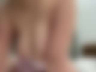 AmeliyaKim's Live Sex Cam Show