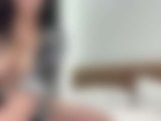 Live cam show with Kim - Moaning on Gym Cam Girls