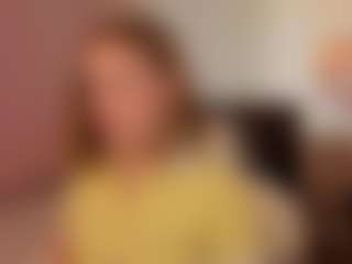 Live cam show with Eva-Hamilton - Blonde Hair on Cam Slut