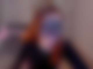 Live cam show with Margo-Kelly - Blue Eyes on Streamer API