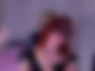 Live cam show with Margo-Kelly - Domination on hrnylive.com