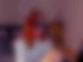 Live cam show with Margo-Kelly - Facial Piercings on livesuperchat.net