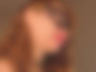 Live cam show with Margo-Kelly - Skinny on SmokeAndPoke