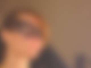 Live cam show with Margo-Kelly - Solo on Strip Flash - Live Sex Shows