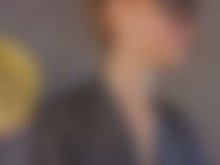 Live cam show with Margo-Kelly - Upskirt on dropp.cam