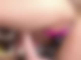 AizaXO's Live Sex Cam Show