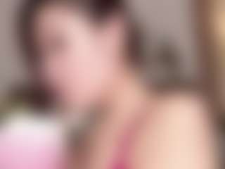 AizaXO MILF webcam performer live streaming