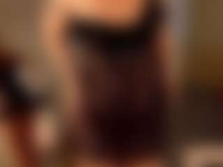 Live cam show with April-Nelson - Massage on Camsoda
