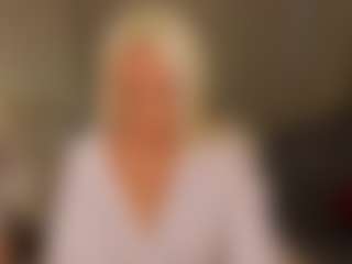 April-Nelson's Live Sex Cam Show