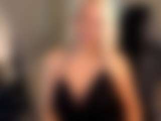 April-Nelson's Live Sex Cam Show