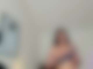 Live cam show with jessiie-joness - Striptease Latina on livesuperchat.net | colombia