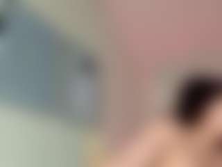 Live cam show with jessiie-joness - Facial on TeamSkeetLive