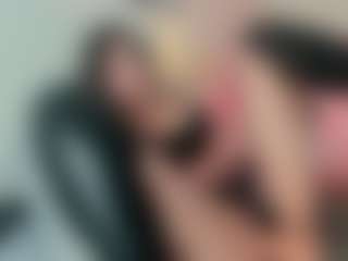 Live cam show with jessiie-joness - Eating Pussy on CamwithHer