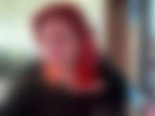 Live cam show with LouBramley - Gray Eyes on Camming Site