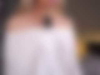 Live cam show with NanceyEngwall - Spanking on googirlz