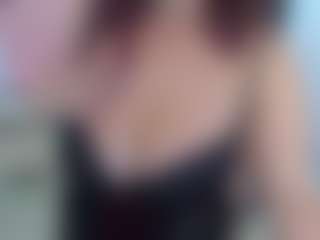 Live cam show with Bellatrix-Ch - Oil on milfzrlive.com
