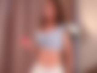 Live cam show with GracieFasano - MILF Teen (18+) on livesuperchat.net