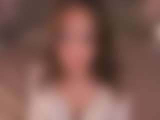 Live cam show with GracieFasano - Spanish Mature on fuklive.com