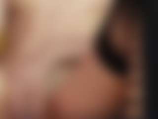 Live cam show with LucyBook - Blue Eyes on studioflirtlive.com