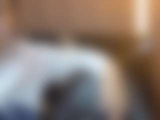 Live cam show with Valery-Tp - Hairy Pussy on livesuperchat.net