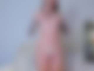 Live cam show with dollyemy2 - Butt Plug on Gym Cam Girls