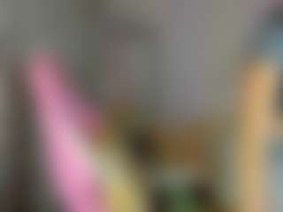 Live cam show with Sandra-Rosss - Camel Toe on livesuperchat.net