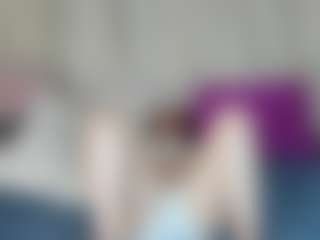 Live cam show with Sandra-Rosss - Body Massage on Free Soda