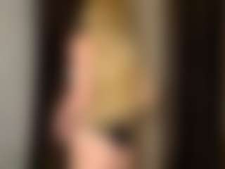 Live cam show with CherlynMidy - Tattoos Blonde Hair on Camsoda Late Night