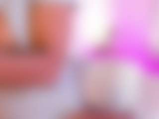 Live cam show with JulietaLombardi - Petite Teen (18+) on intimatelivegirls.com