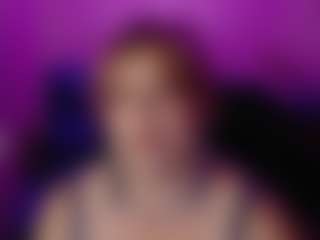Live cam show with milfarlet - Blue Eyes on Camsoda