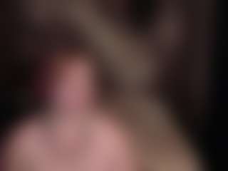 Live cam show with milfarlet - Blue Eyes on Hubzter Live