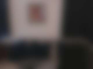 Live cam show with milfarlet - Blue Eyes on Livezox
