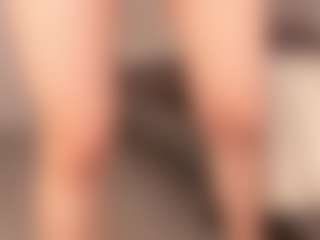 AdelleIbey's Live Sex Cam Show