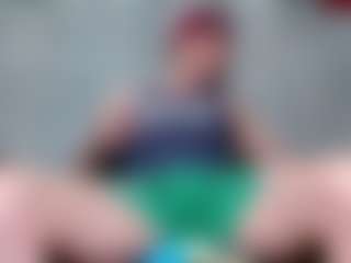 Show in cam erotica live di morbosoHOT37