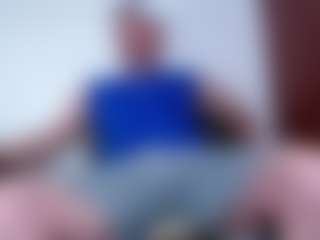 Live cam show with morbosoHOT37 - Dildo on CamwithHer